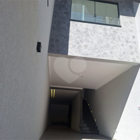 Sobrado à venda com 3 quartos, sendo 1 suíte, em Vila São Geraldo, São Paulo, SP