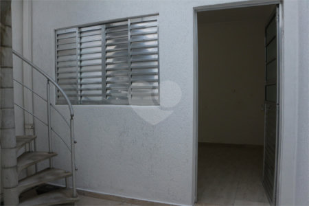 Casa à venda com 2 quartos, sendo 1 suíte,  em Vila Moreira, São Paulo, SP