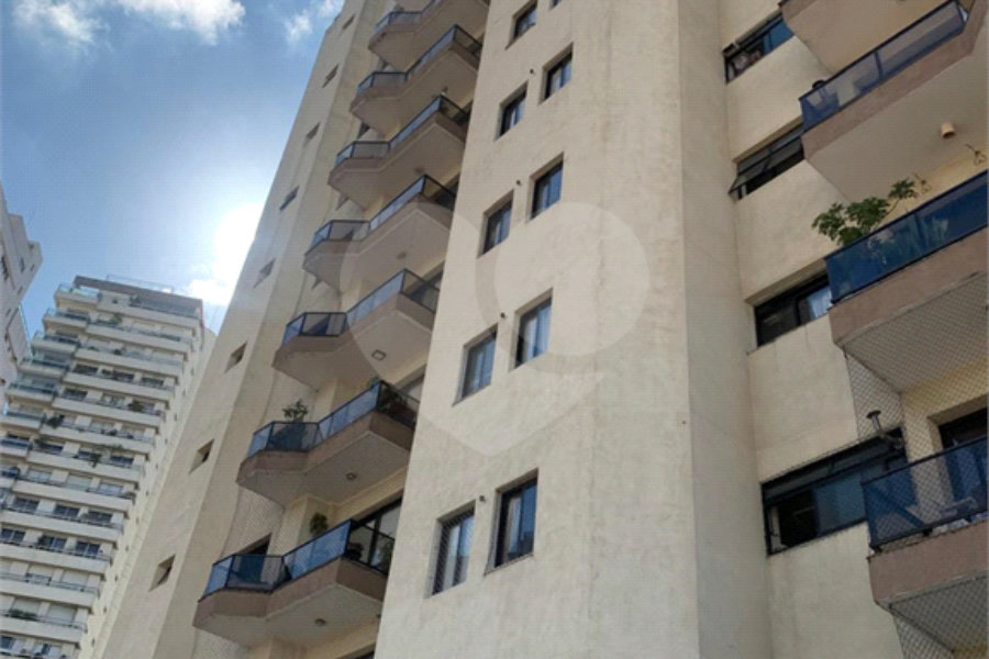 Apartamento à venda com 3 quartos, sendo 1 suíte,  em Santana, São Paulo, SP