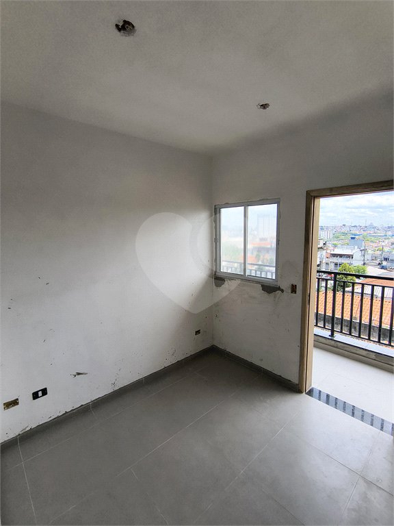 Apartamento à venda com 2 quartos em Guaianazes, São Paulo, SP