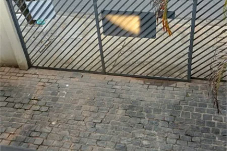 Sobrado à venda ou para alugar com 5 quartos, sendo 1 suíte,  em Vila Ida, São Paulo, SP