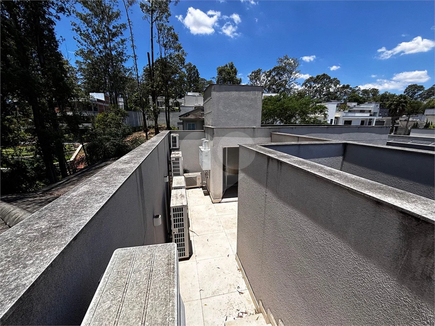 Casa à venda com 4 quartos, sendo 3 suítes, no condomínio Reserva Nova Cantareira, São Paulo - SP
