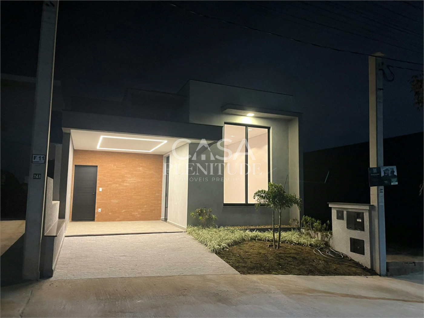 Casa à venda com 2 quartos, sendo 1 suíte,  em Jardim Residencial Villagio Wanel, Sorocaba, SP