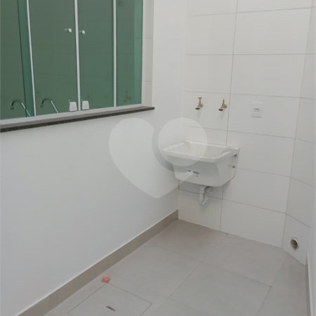 Sobrado à venda com 3 quartos, sendo 2 suítes, em Cidade Patriarca, São Paulo, SP