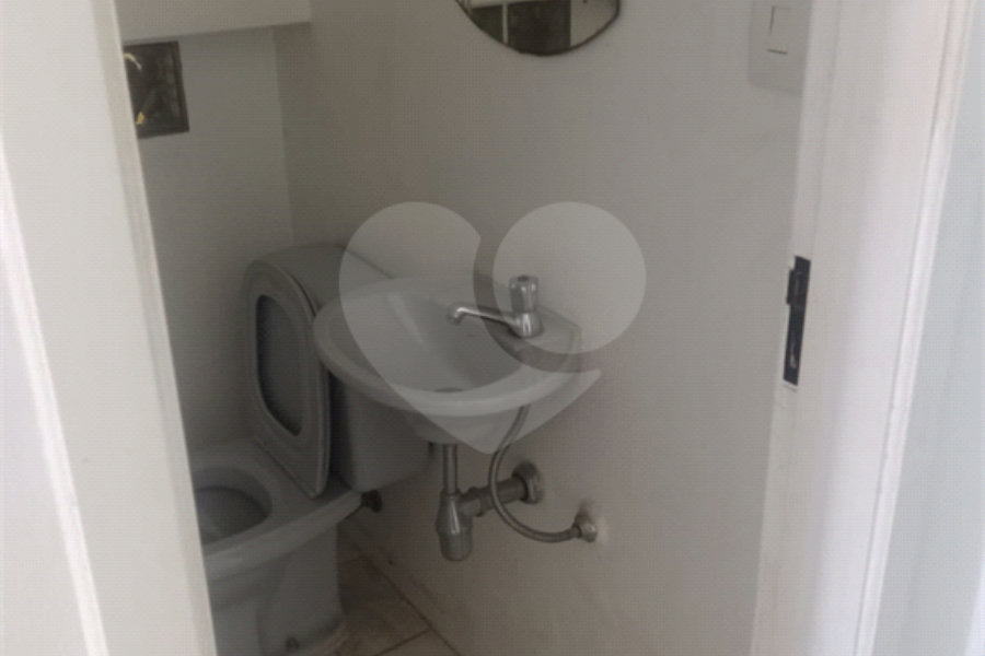 Sobrado à venda com 3 quartos, sendo 2 suítes,  em Parada Inglesa, São Paulo, SP