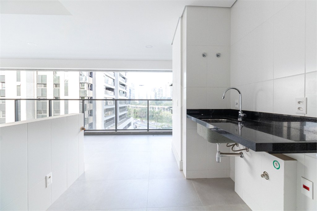 Apartamento à venda com 2 suítes em Jardim Morumbi, São Paulo, SP