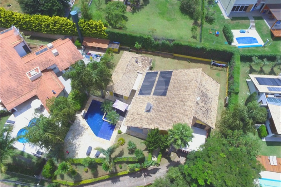 Casa à venda com 5 suítes em Canguera, São Roque, SP