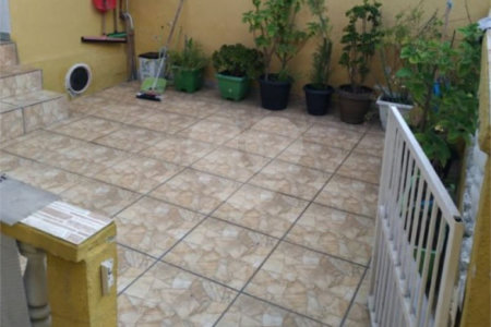Casa à venda com 4 quartos, sendo 1 suíte, em Cidade Kemel, Poá, SP