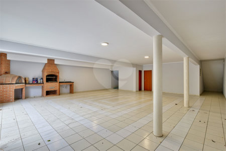 Casa à venda com 3 quartos, sendo 1 suíte, em Alto da Boa Vista, São Paulo, SP