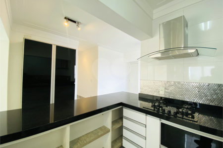 Apartamento à venda com 2 quartos, sendo 1 suíte,  no Centro, São Bernardo do Campo, SP