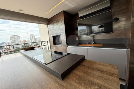 Apartamento à venda com 3 suítes em Santa Teresinha, São Paulo, SP