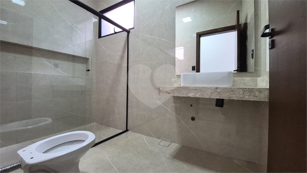Casa à venda com 3 quartos, sendo 1 suíte, em Parque dos Lagos, Ribeirão Preto, SP