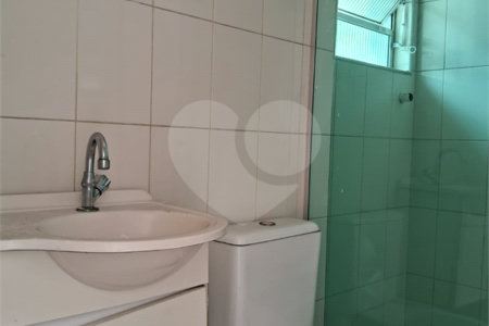 Sobrado para alugar com 3 quartos, sendo 1 suíte,  em Vila Progredior, São Paulo, SP