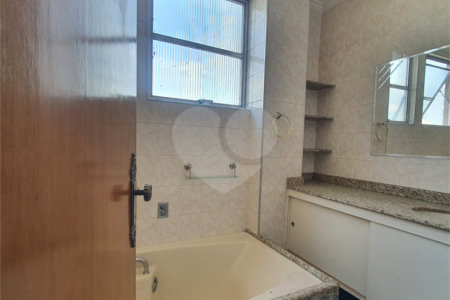 Apartamento à venda com 3 quartos, sendo 1 suíte, em Consolação, São Paulo, SP
