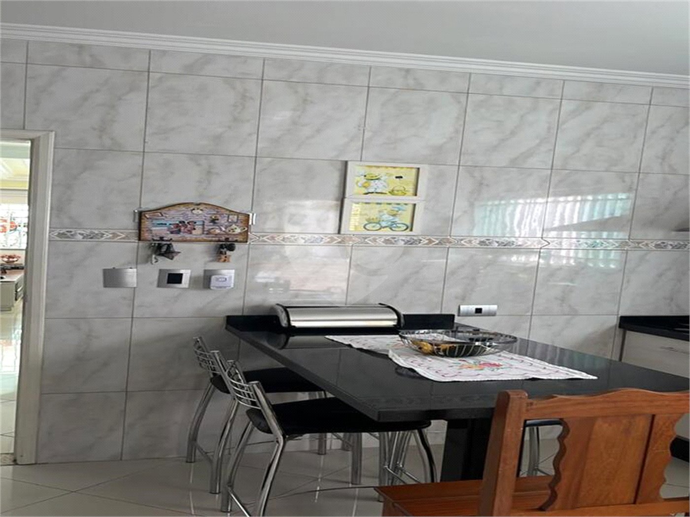 Sobrado à venda com 3 quartos, sendo 1 suíte,  em Jaçanã, São Paulo, SP
