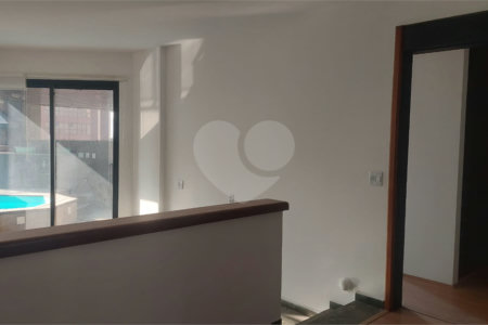 Apartamento à venda com 1 suíte em Vila Suzana, São Paulo, SP