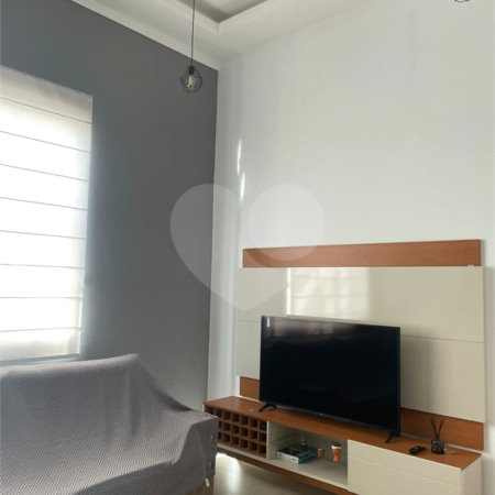 Casa à venda com 3 quartos, sendo 1 suíte, no condomínio Sun Lake, Três Lagoas - MS