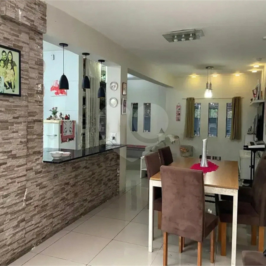 Casa à venda com 3 quartos, sendo 2 suítes, em Jardim Europa, São Paulo, SP