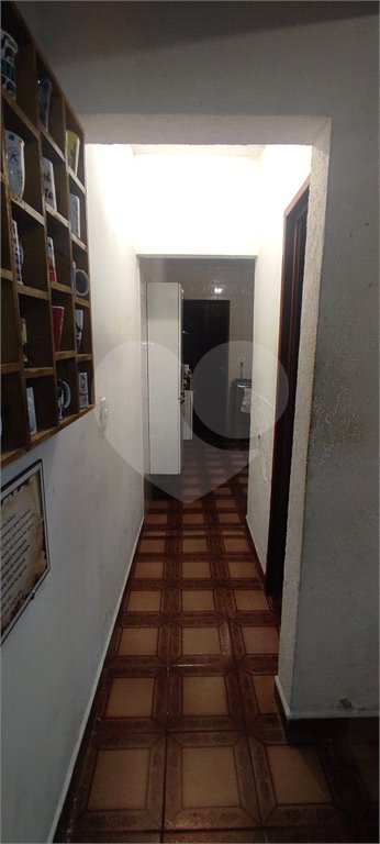 Sobrado à venda com 6 quartos, sendo 1 suíte, em Vila Acoreana, Poá, SP