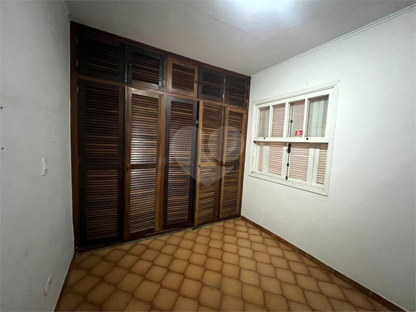 Casa à venda com 4 quartos, sendo 1 suíte, em Vila Mascote, São Paulo, SP