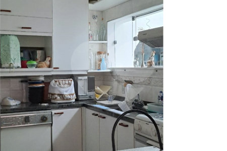 Casa à venda com 5 quartos, sendo 4 suítes,  em Jardim Armênia, Mogi das Cruzes, SP