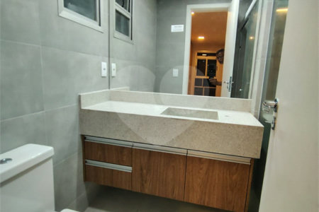 Apartamento à venda com 3 quartos, sendo 2 suítes, em Rio Comprido, Rio de Janeiro, RJ