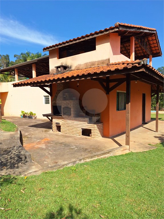Chácara à venda ou para alugar com 3 quartos, sendo 1 suíte,  em Parque Residencial Itapeti, Mogi das Cruzes, SP
