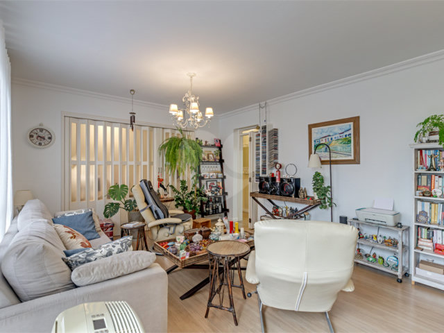 Apartamento à venda com 4 quartos, sendo 2 suítes,  em Jardim Marajoara, São Paulo, SP