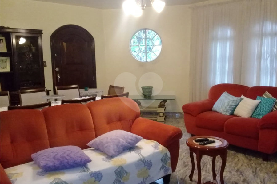 Casa à venda com 3 quartos, sendo 2 suítes, em Santana, São Paulo, SP