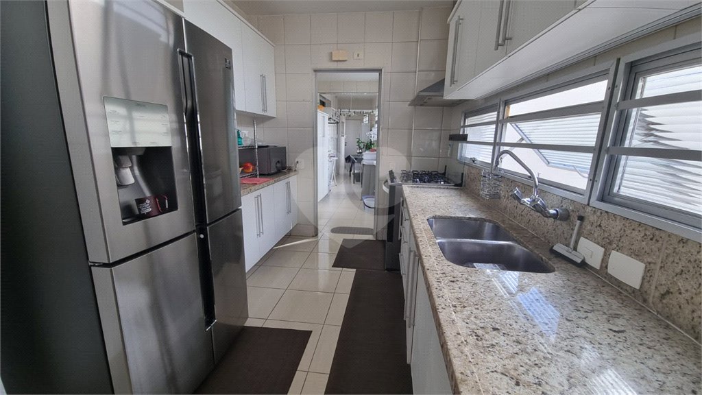 Apartamento à venda com 3 quartos, sendo 1 suíte, em Bela Vista, São Paulo, SP