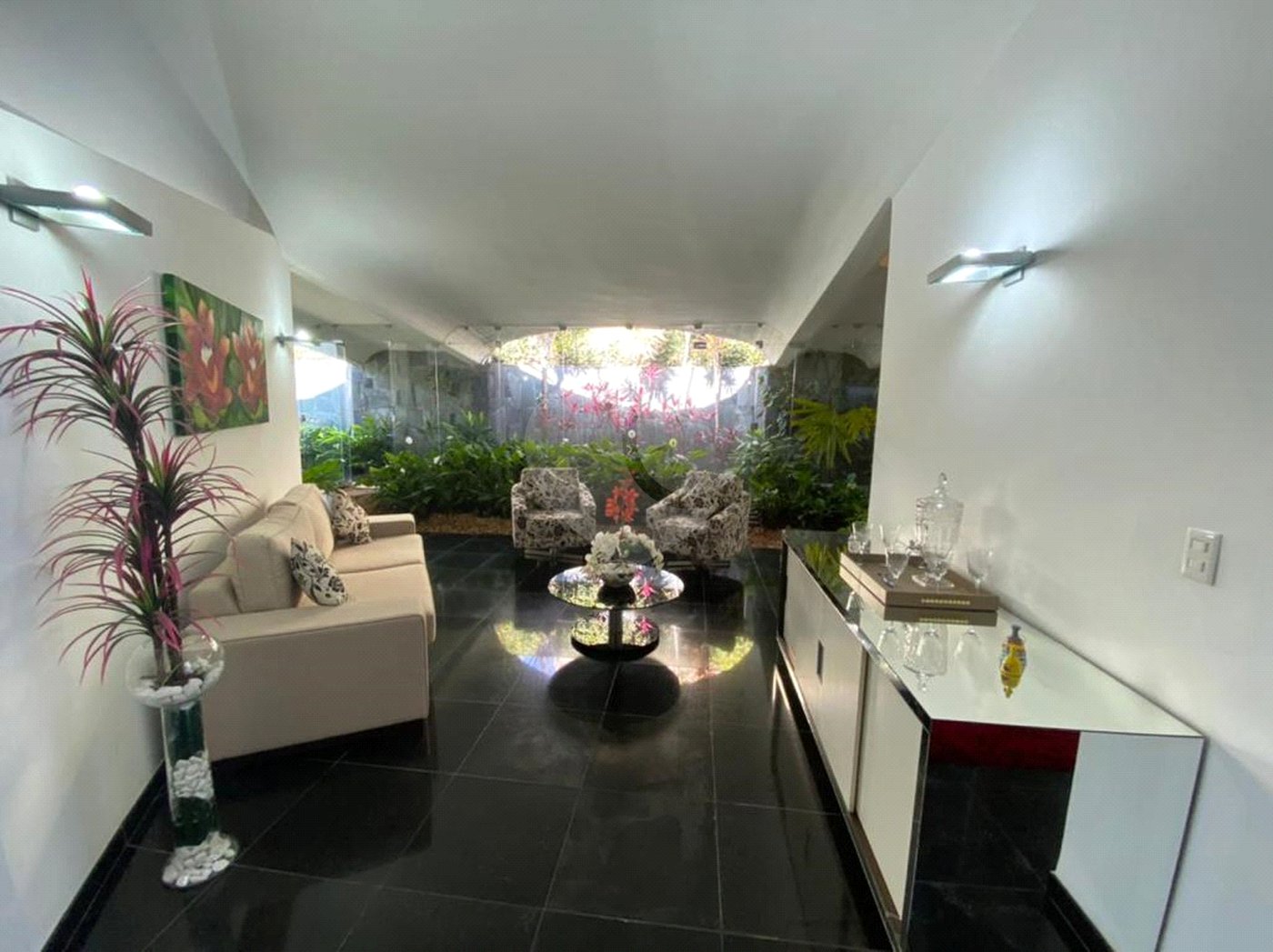Casa à venda com 4 suítes em Vila Oliveira, Mogi das Cruzes, SP