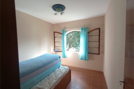 Chácara à venda com 6 quartos, sendo 1 suíte,  em Cercadinho, Alambari, SP