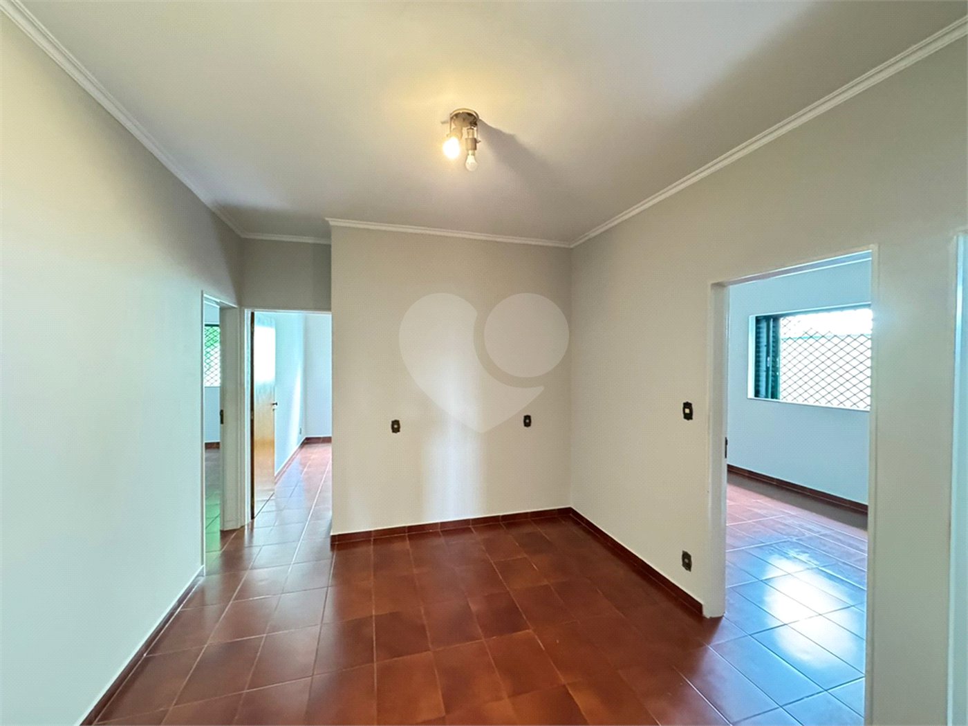Casa à venda com 4 quartos, sendo 2 suítes, em Ribeirânia, Ribeirão Preto, SP