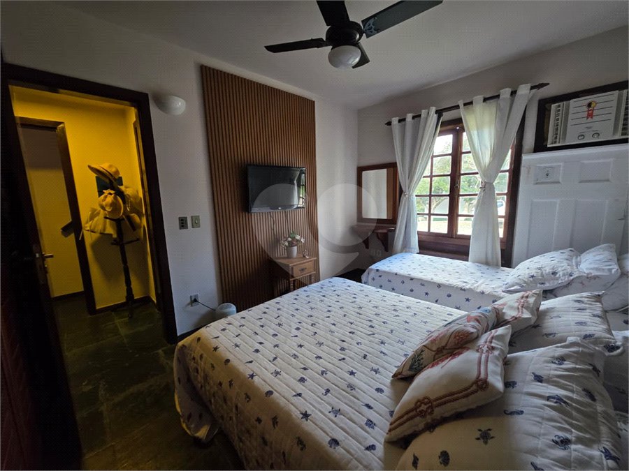 Casa em condomínio à venda com 2 quartos, sendo 1 suíte, em Praia Rasa, Armação dos Búzios, RJ