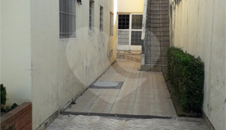 Casa à venda com 5 quartos, sendo 2 suítes,  em Jardim Nadir, São Paulo, SP