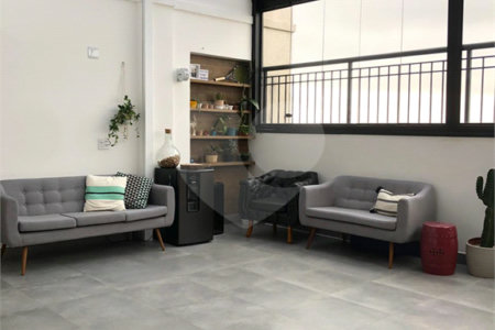 Apartamento à venda com 3 quartos, sendo 1 suíte, em Jardim Parque Morumbi, São Paulo, SP