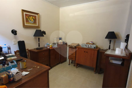 Sobrado à venda com 4 quartos, sendo 2 suítes, em Moema, São Paulo, SP