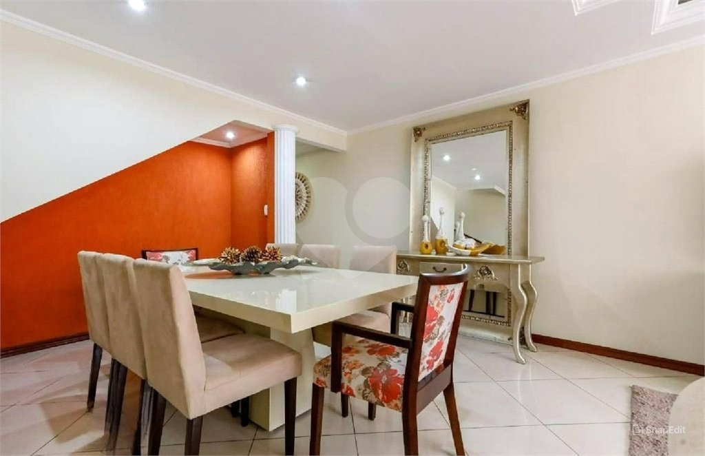 Sobrado à venda com 3 quartos, sendo 1 suíte, em Horto, São Paulo, SP