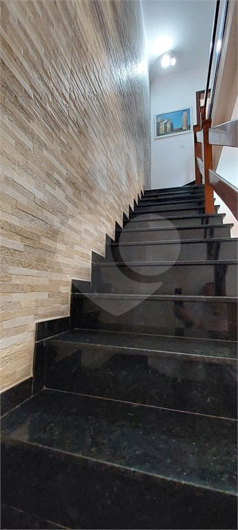 Casa à venda com 3 quartos, sendo 1 suíte,  no condomínio Jardim Europa, Mogi das Cruzes - SP