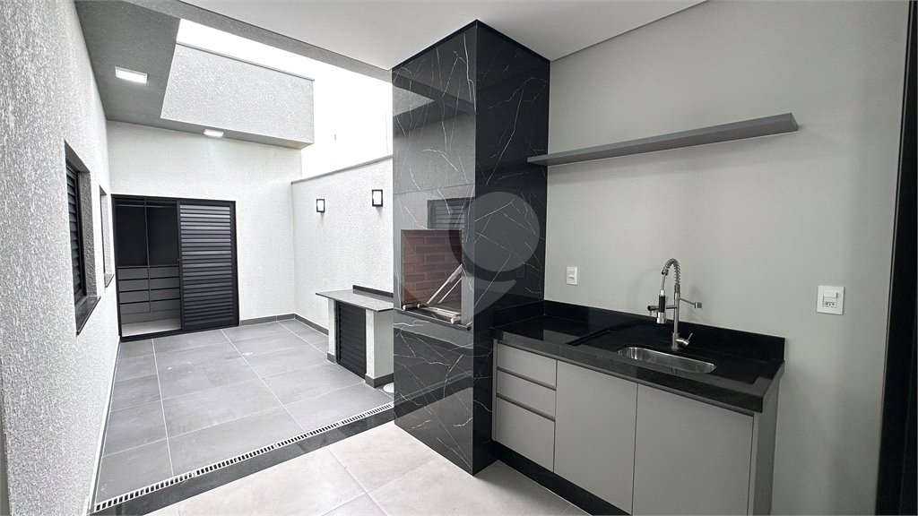 Casa à venda com 3 quartos, sendo 1 suíte, em Jardim Bom Sucesso, Indaiatuba, SP