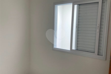 Sobrado à venda com 3 quartos, sendo 1 suíte,  em Jardim Alzira, São Paulo, SP