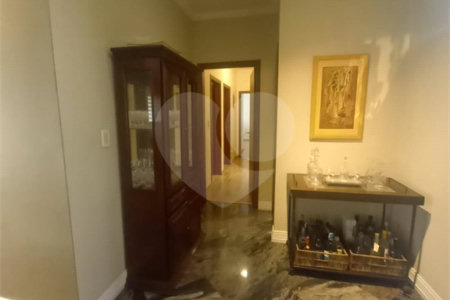 Casa à venda com 5 quartos, sendo 2 suítes, no condomínio Vinhas da Vista Alegre - Lado Sede, Vinhedo - SP