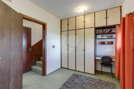 Casa Térrea à venda com 3 quartos, sendo 1 suíte,  em Brooklin Velho, São Paulo, SP