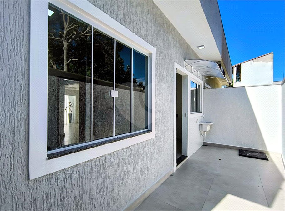 Casa à venda com 2 quartos, sendo 1 suíte,  em Guriri, Cabo Frio, RJ