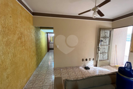 Casa á venda no Jardim Hikare