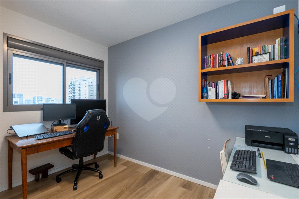 Apartamento à venda com 3 suítes em Campo Belo, São Paulo, SP