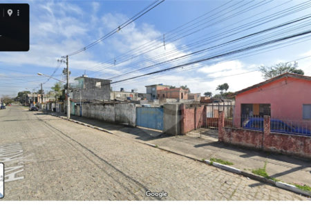 Casa à venda com 3 quartos, sendo 1 suíte, no condomínio Residencial Romã, Suzano - SP