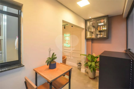 Apartamento à venda com 2 quartos, sendo 1 suíte, no Centro, São Bernardo do Campo, SP