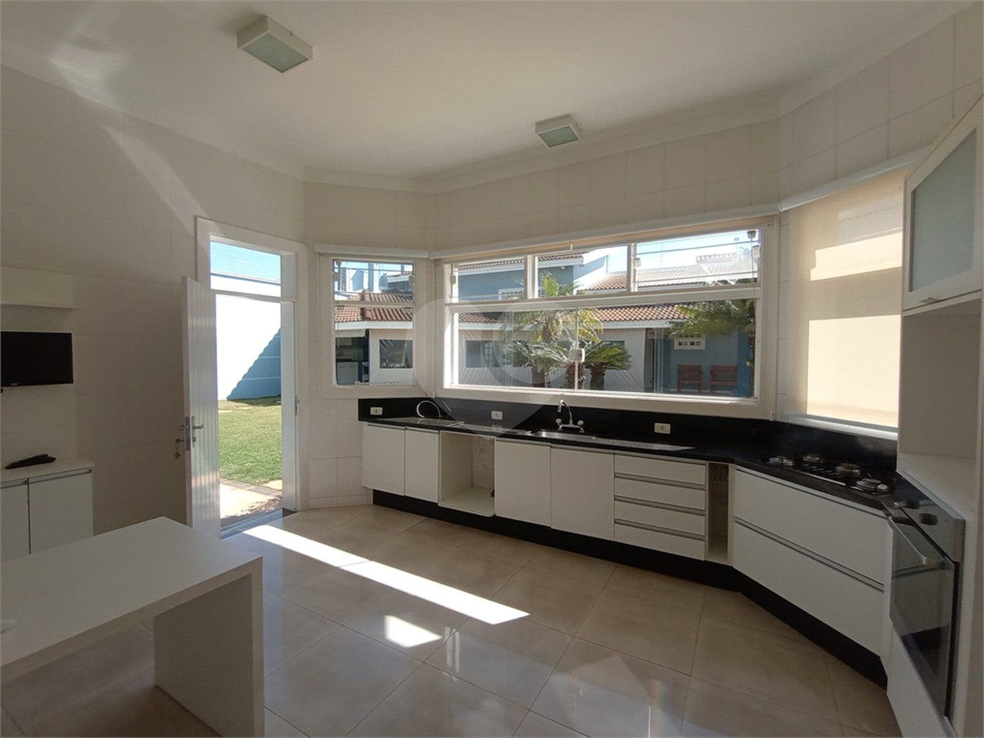 Casa à venda com 3 suítes em Vila Nastri, Itapetininga, SP