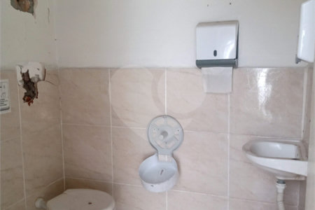 Sobrado à venda com 3 quartos em Alto da Boa Vista, São Paulo, SP